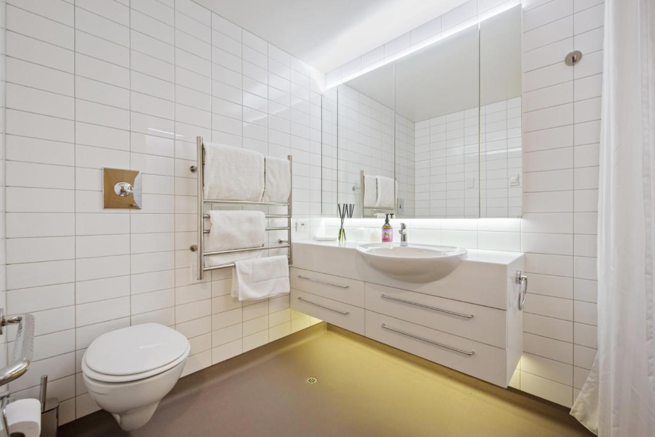 Bay Suites - 328 Oriental Parade Wellington Bagian luar foto