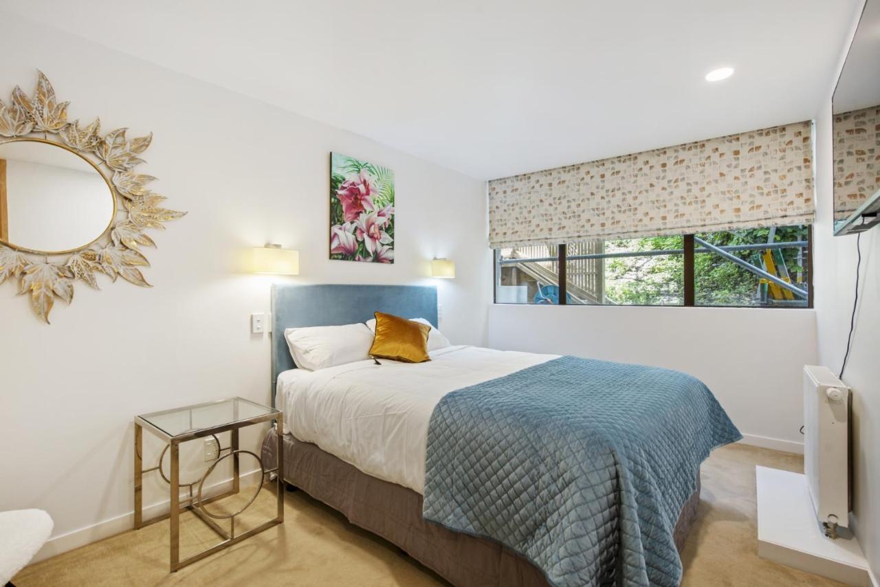 Bay Suites - 328 Oriental Parade Wellington Bagian luar foto
